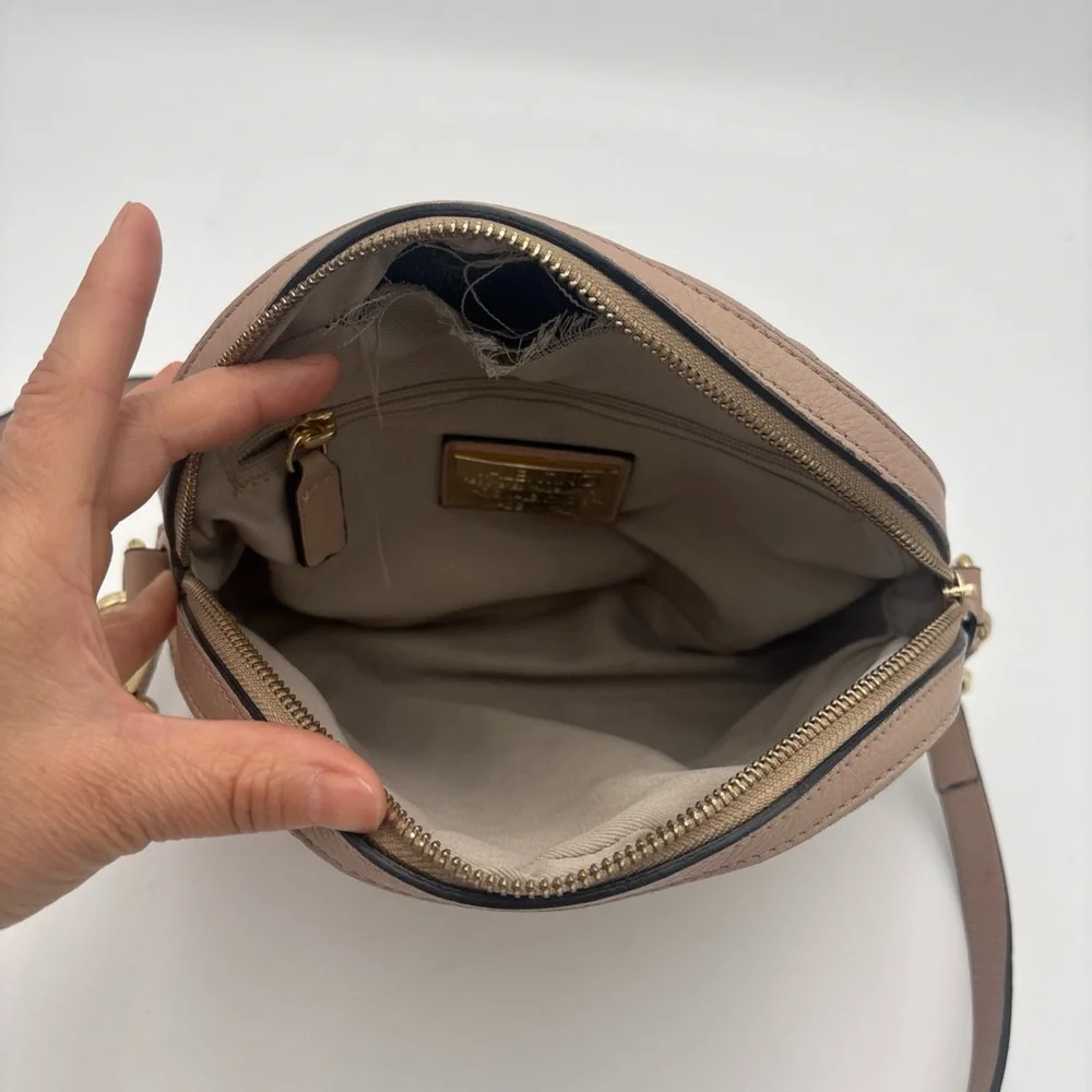 Valentino By Mario Valentino Beige‎ Quilted Crossbody Bag